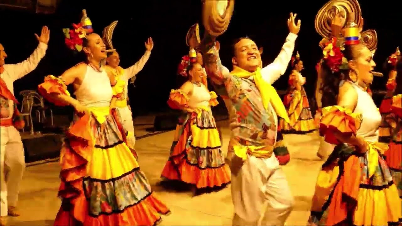 Festival Folk de los Pueblos del Mundo en Jaraíz de la Vera (Cáceres) - GRUPO QUINTANA DE COLOMBIA