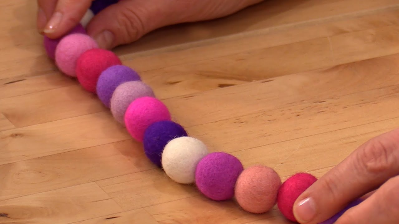 Needle Felting Beads - QUICK & EASY DIY Valentine Beads & String Garland!  #livingfelt