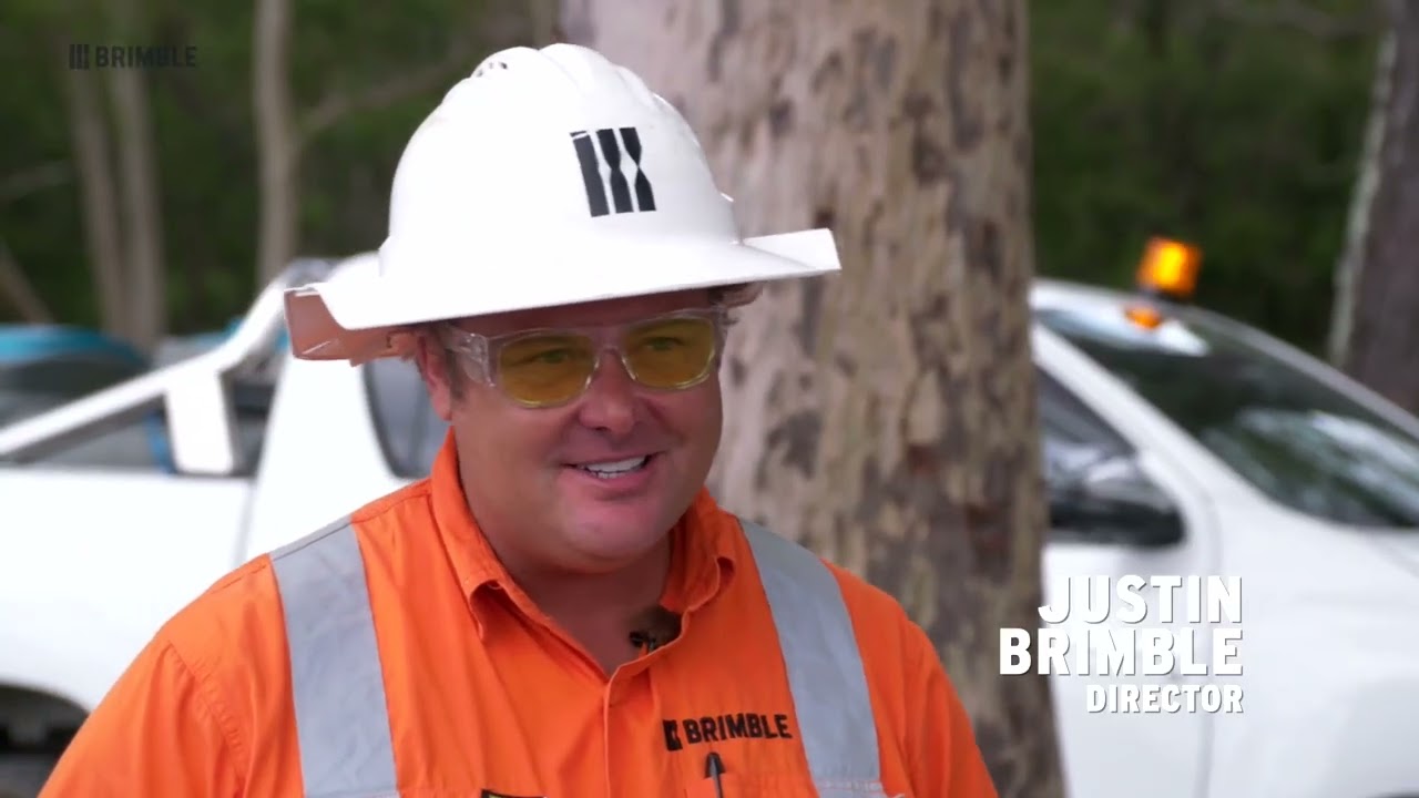 How do you complete a 600m full-depth reconstruction in just 51 hours with limited access?