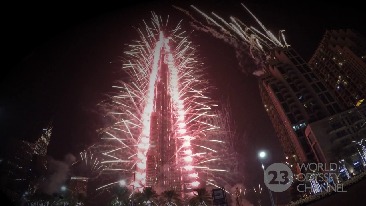 Dubai Burju Kalifa New Years Eve Countdown Fireworks 2017 4K | ドバイブルジュハリファカウントダウン花火2017