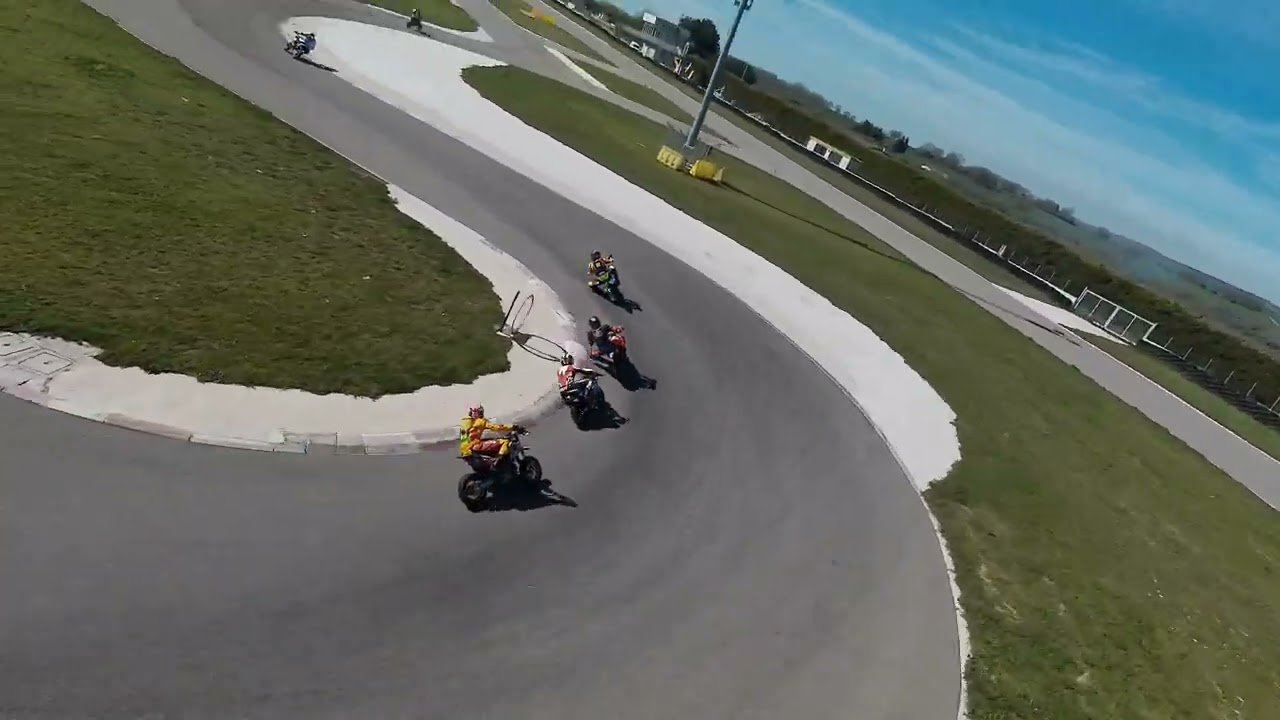 FPV chasing Pitbikes group : 12 Pollici