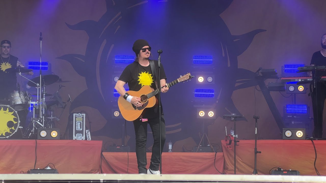 Happoradio - Olette kauniita / Pelastaja (Live) - Turku 12.7.2025 Vauhti kiihtyy -festivaali