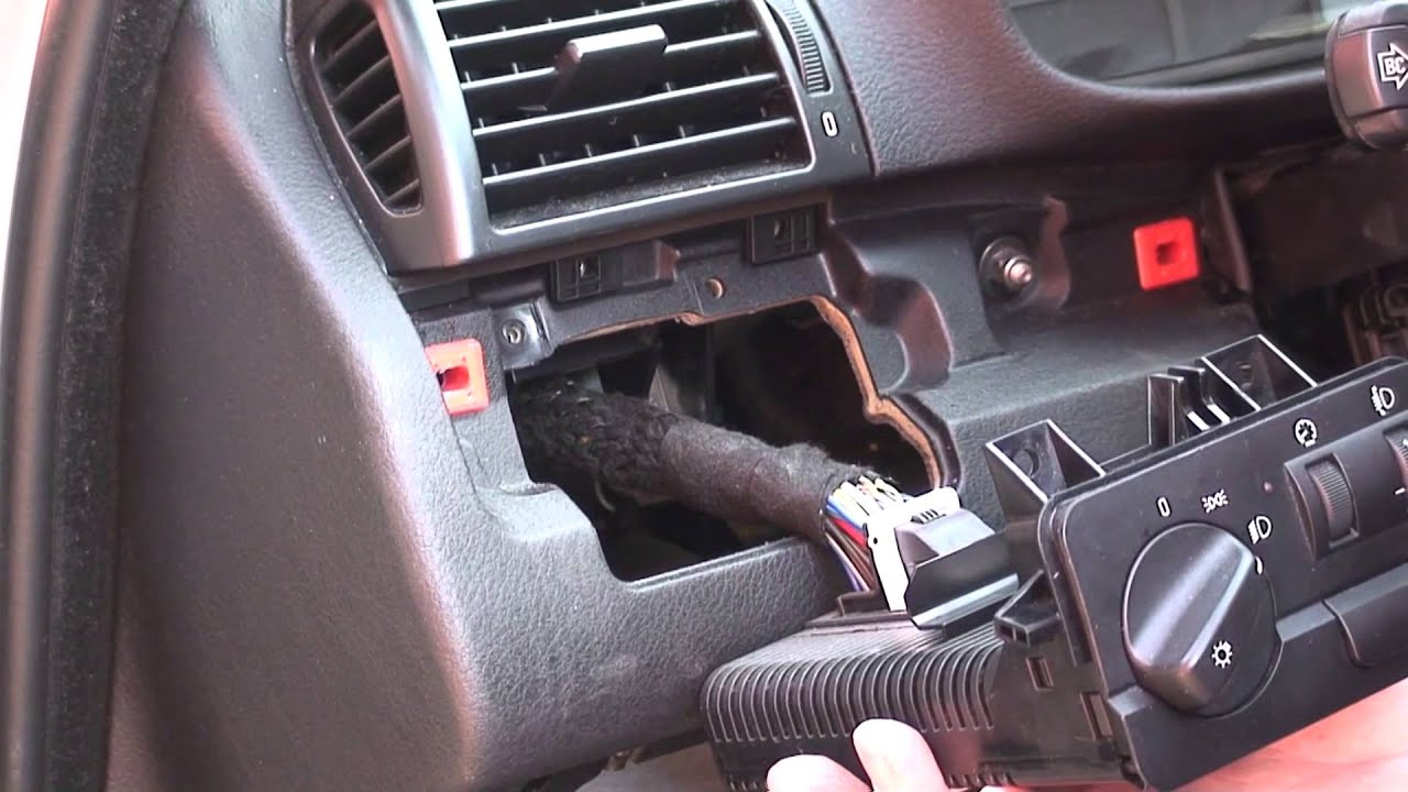 BMW 3 Series E46 cruise control and steering wheel retrofit DIY