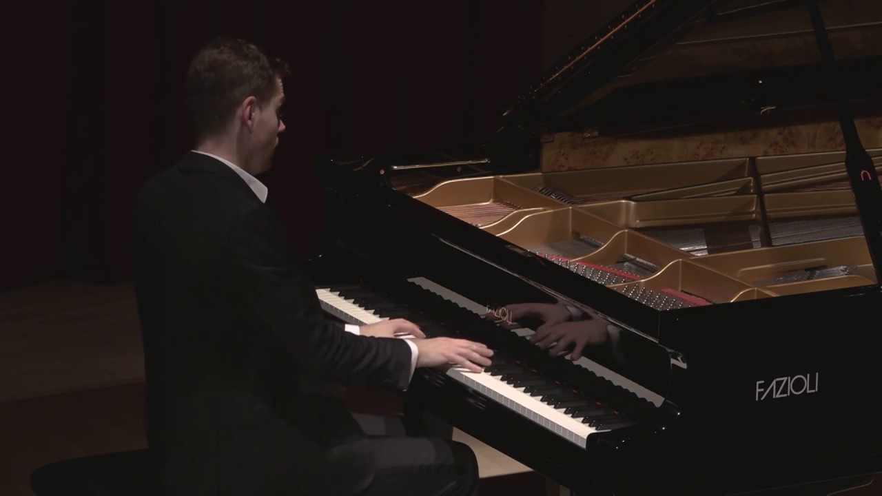 Andrey Gugnin: Chopin, Mazurka op. 17, n. 4