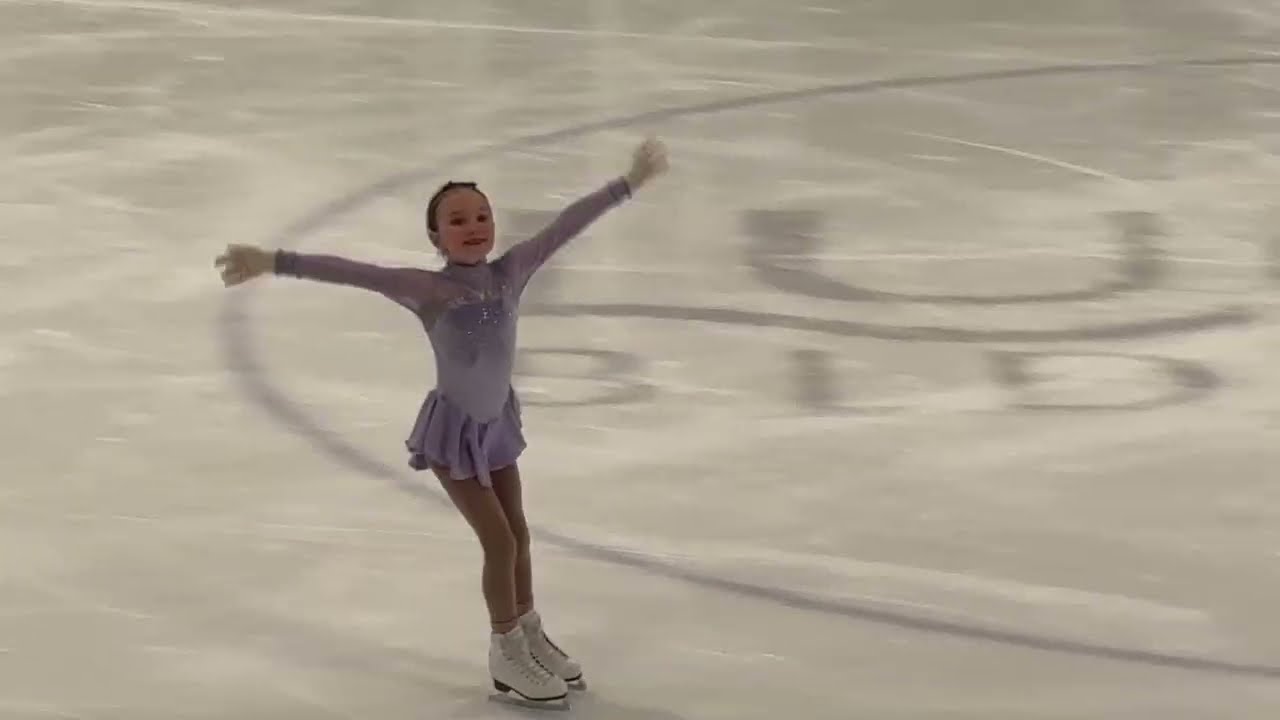 Heidi Van Wychen, Age 7, Star 3 Figure Skating - Silver