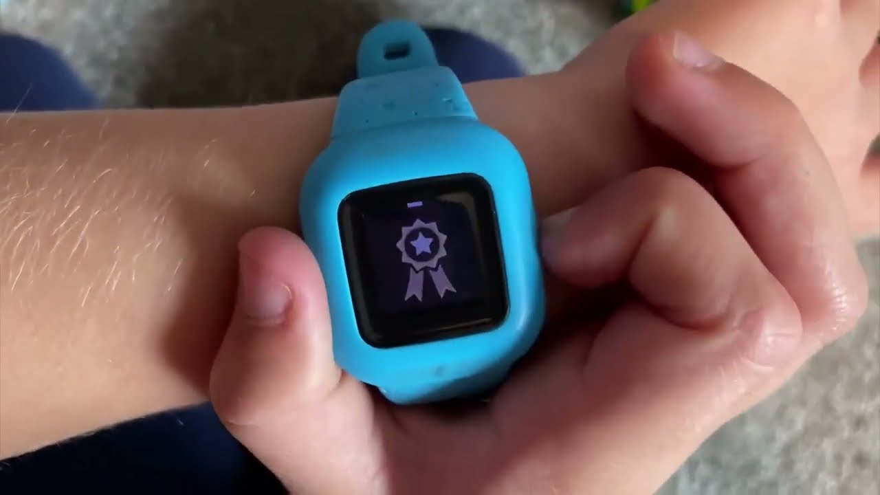 Garmin vivofit jr  3, Fitness Tracker for Kids, Includes Interactive App Experience Review