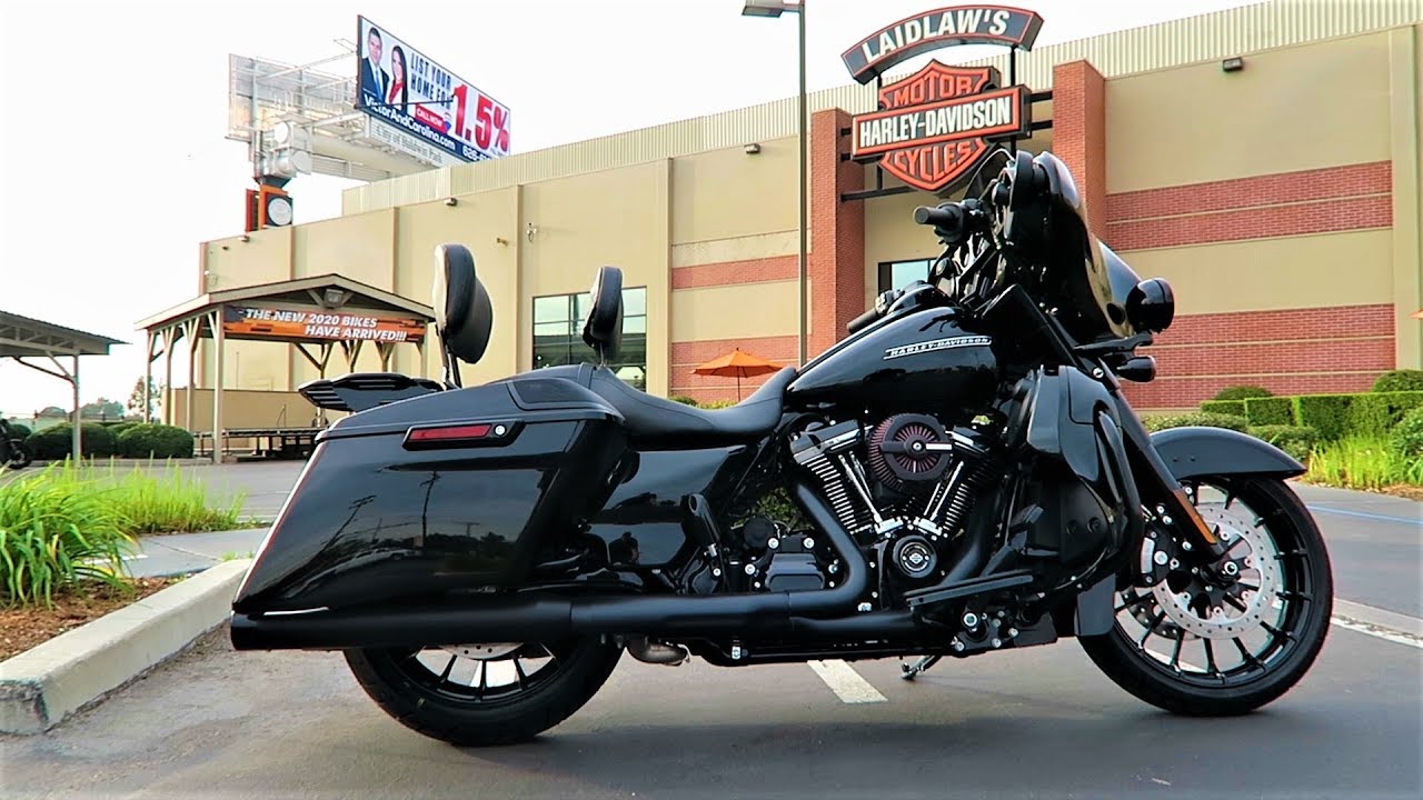 Street Glide Special: Stage 3 Engine, Stage 2 Sound System, Genuine Harley-Davidson