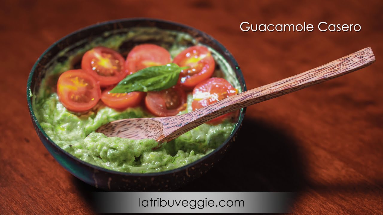 Receta de Guacamole Casero en Cuenco de Coco o Coconut Bowls 100% Naturales