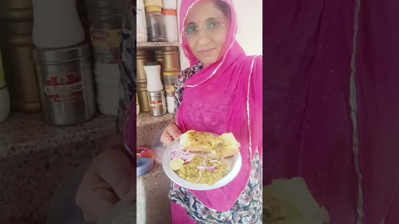 पाव-भाजी ढाबे से भी अच्छी और कम टाइम में बनकर तैयार  #recipe #pavbhaji🤔🤔