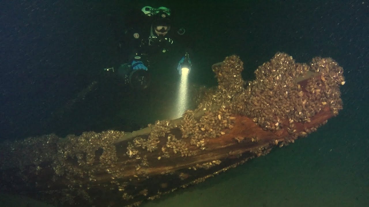 Die Wracks der Kaffenkähne im Werbellinsee