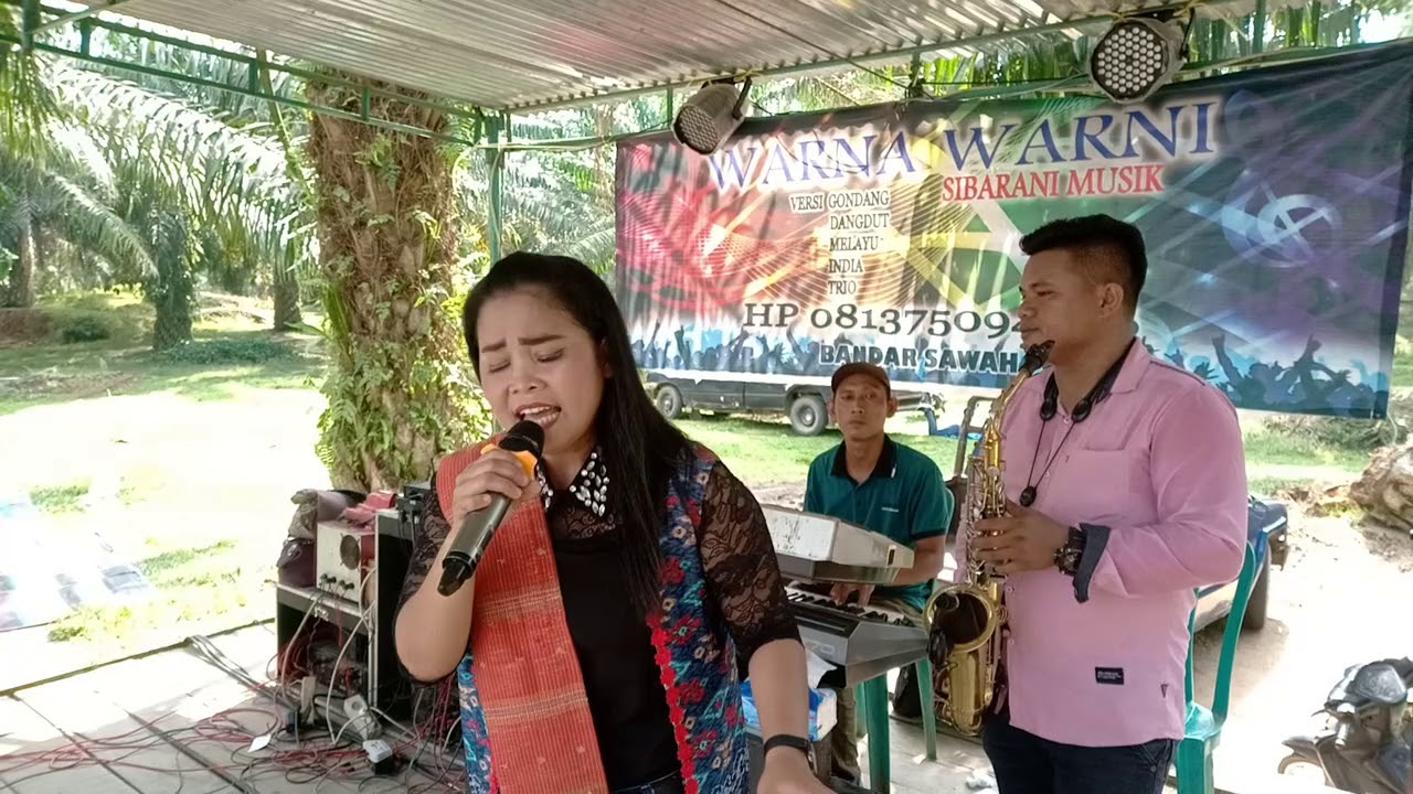 Rindang tak berbuah cover winda Damanik