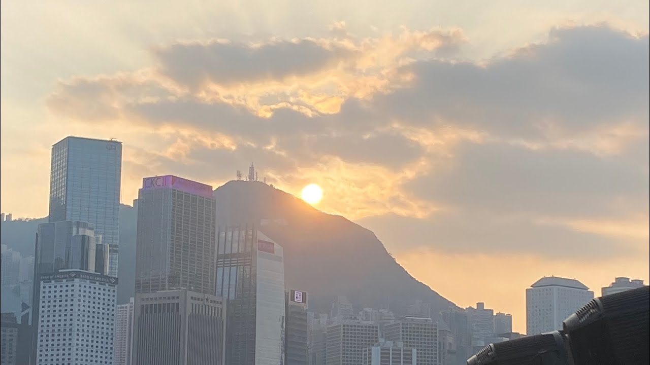 WALKING EXHIBITION TO TAMAR PARK #niceview #hongkong #travel 