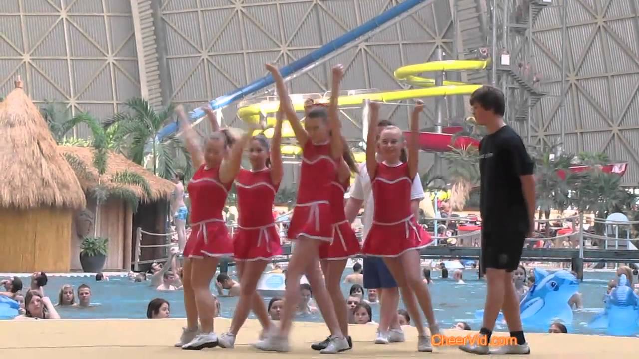 Plesni klub Lana at Beach Cup 2010 Cheerleading Competition 412