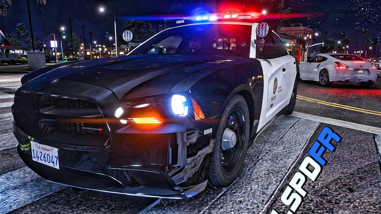 Ночной патруль в воскресенье выходит из-под контроля! 🚨 | GTA 5 LSPDFR Dodge Charger Police Action