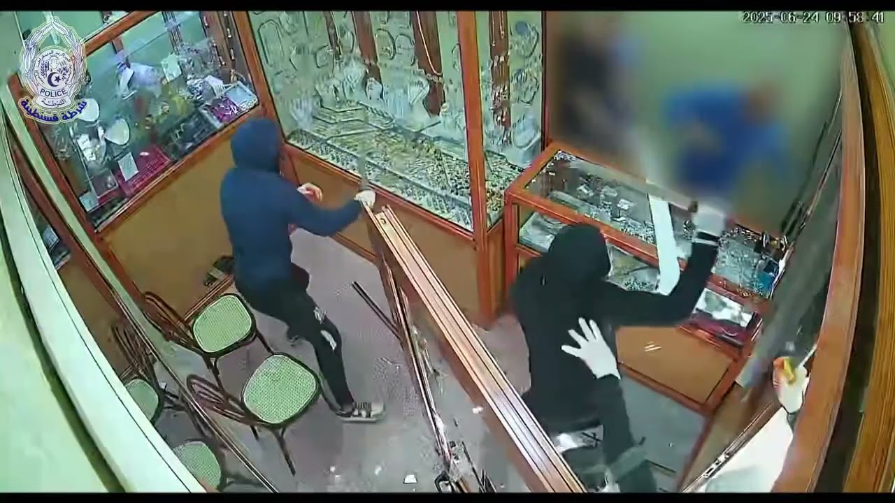 Alg&eacute;rie : les images spectaculaires du braquage d'une bijouterie &agrave; Constantine, les auteurs arr&ecirc;t&eacute;s