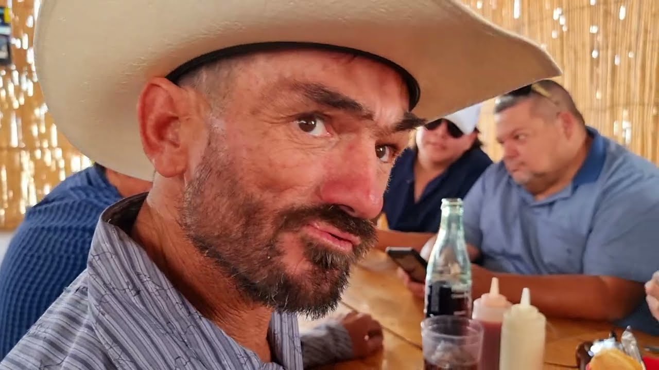 Remolinos  y varios youtubers Andamos tragajando en mariskos armando