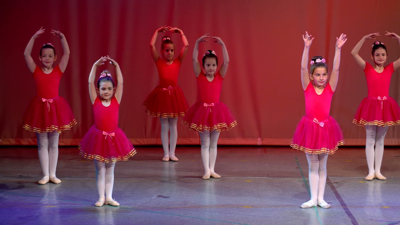 Copilarie in pasi de dans