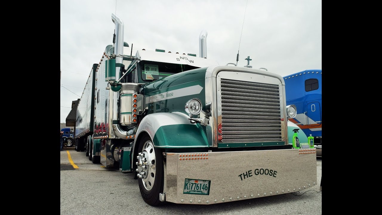 Introducing the 'Goose' 1996 Classic XL and its 140-inch refitted custom ICT big bunk