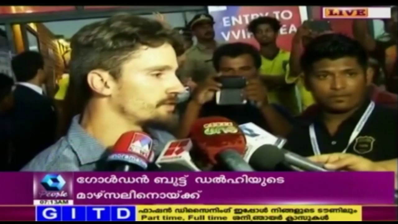 ISL 2016: Delhi Player Marcelinho Gets Golden Boot Award