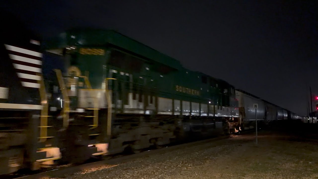 Railfanning Selma,NC on 2/21/26 ft. Foreign power and 2 HU’s)