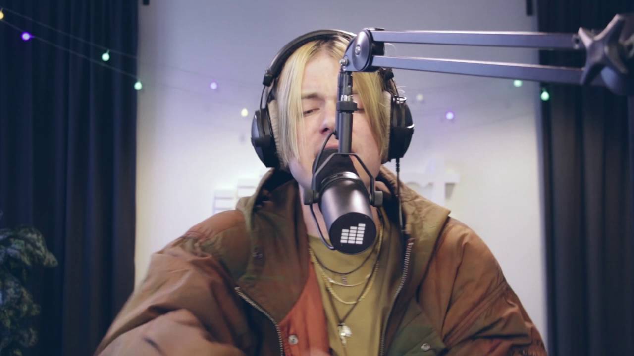 Anton Kristiansson - girl$ (Live @ East FM)