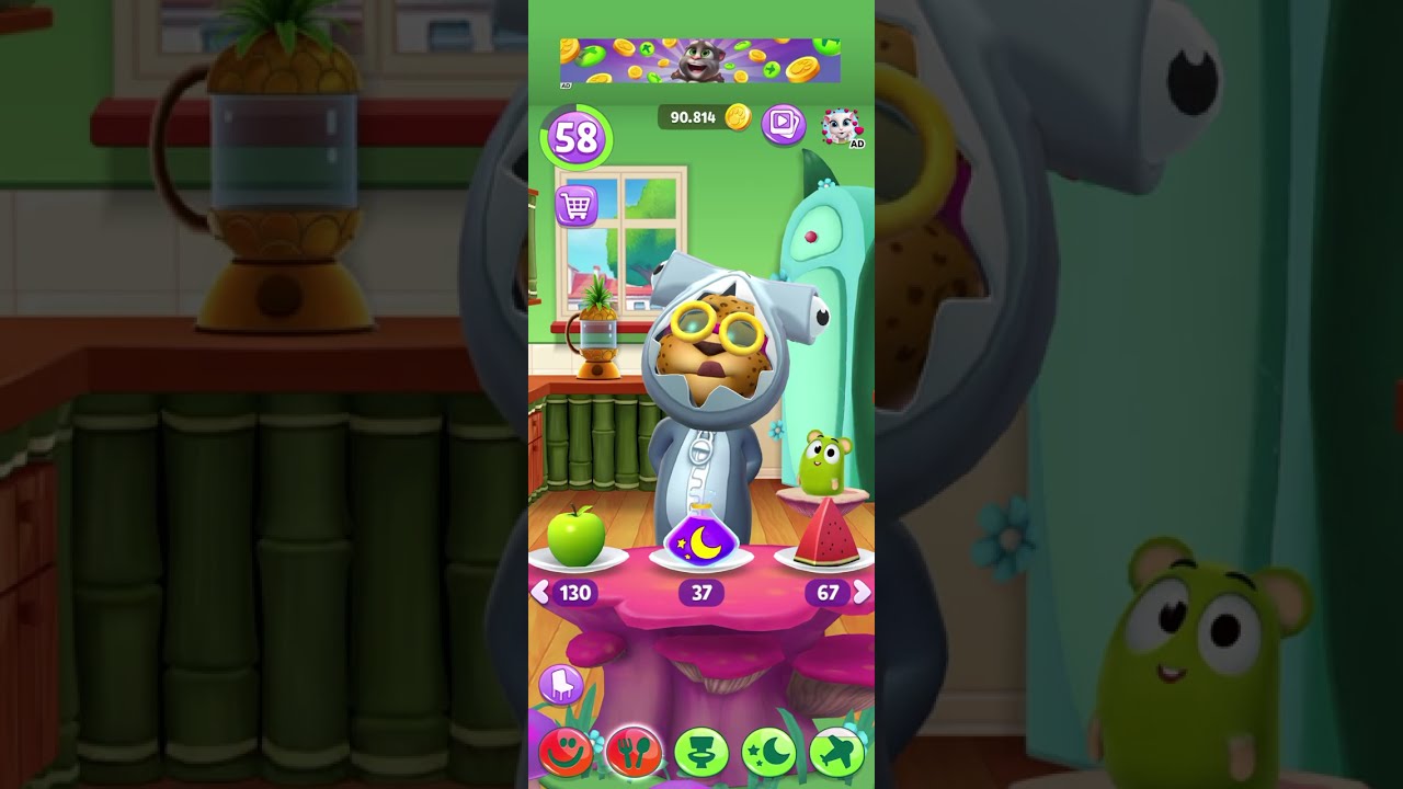 Tom is wearing his new shark costume today #mytalkingtom2 #fypyoutube