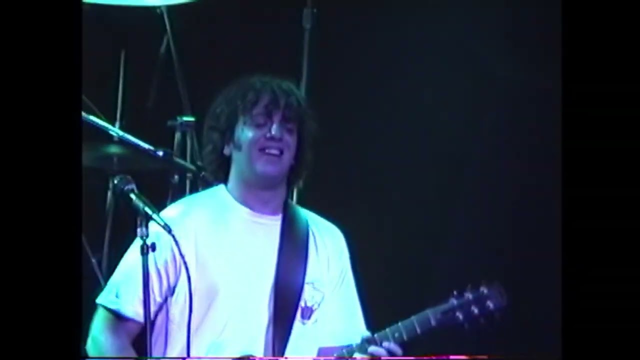 Ween- La Luna, Portland Or 11/9/94 xfer from 8mm master tape enhanced Gene Dean