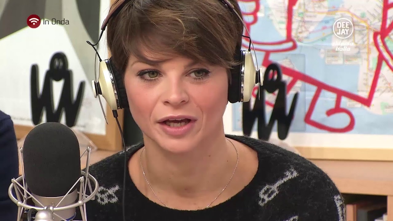 Alessandra  Amoroso a Radio Deejay Chiama l'italia 18 Gennaio 2016 con Rudy Zerbi con Linus e Savino