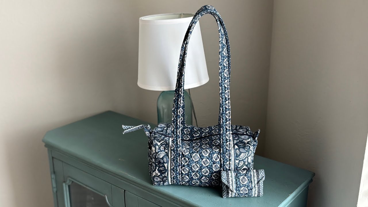 Vera Bradley: 1997 Vintage Handbag # 100 style (also known as the 100 Handbag) Indigo (made in USA)