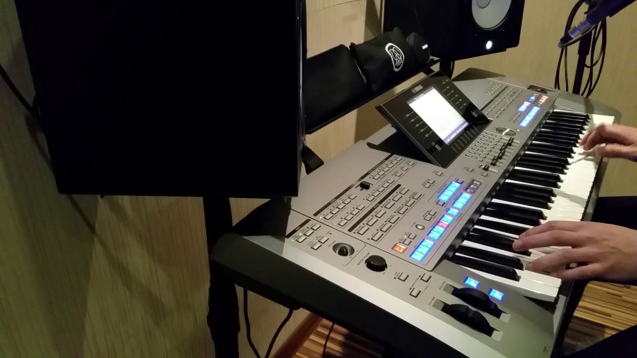 Milano -Jasnowłosa (Cover) Łukasz Tyros 5
