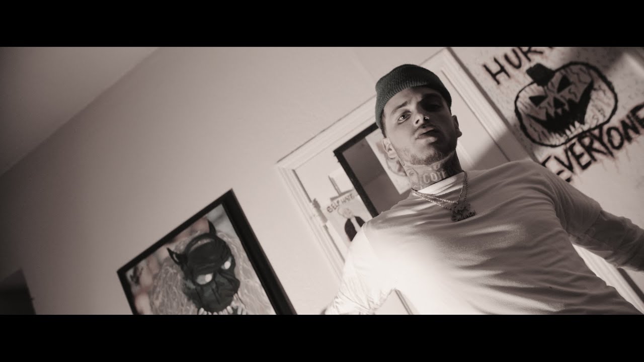 Swainoh - Kelly Rollin (Official Music Video)