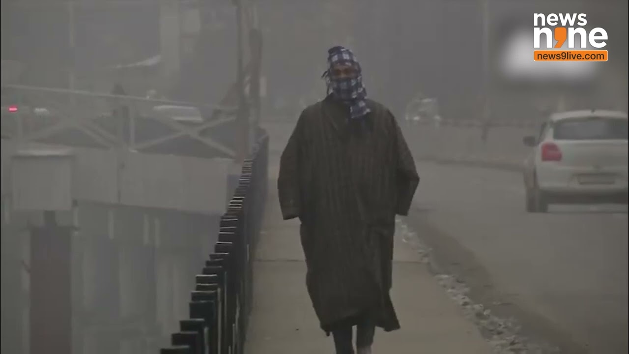 J&K Cold Wave: Srinagar Below Freezing with Fog Over Dal Lake | News9