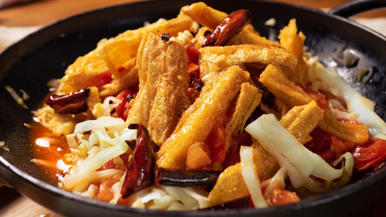 Spicy Bean Curd Sticks with Pointed Cabbage | TOFU SKIN / YUBA STIR FRY [VEGAN CHINESE RECIPE]