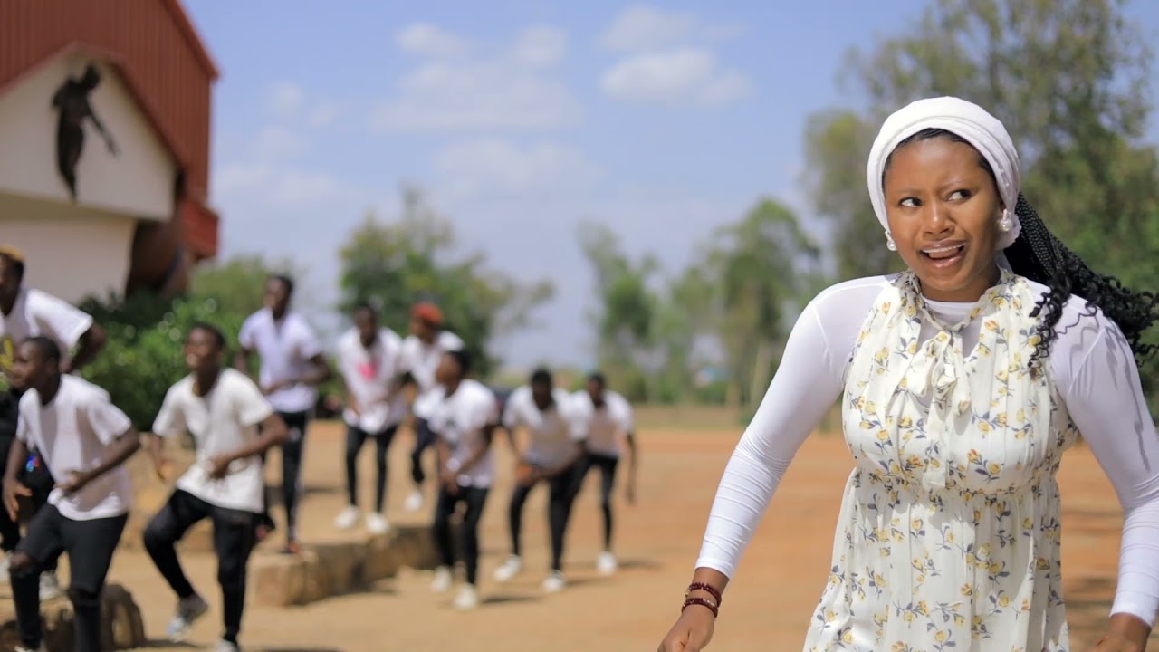 DUNIYAR SO SONG KB INTERNATIONAL + MOMME GOMBE