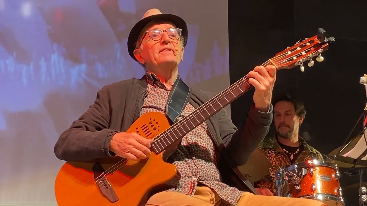 Jordi Bertran canta Si Anessis Lluny (Música J. Bertran. Lletra J.S. Papasseit)