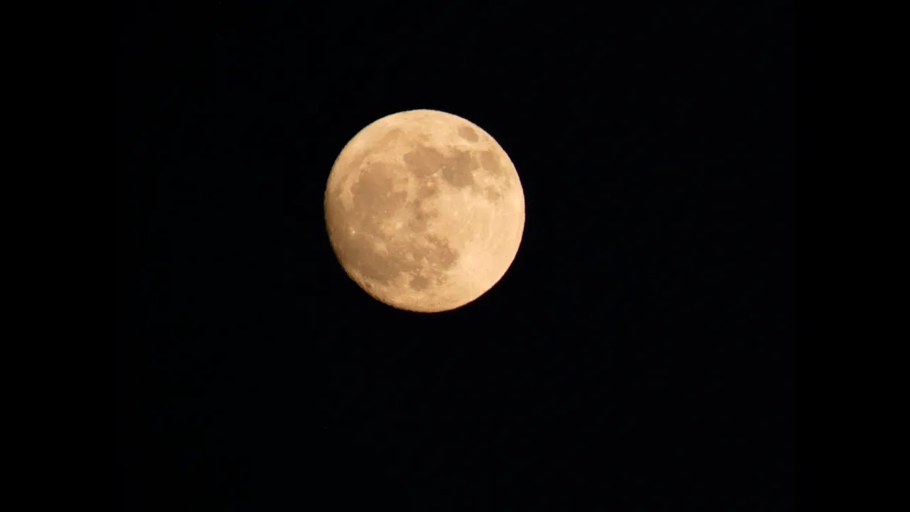 Moon Over Quiet Harbors – Mediterranean Atmospheric Music