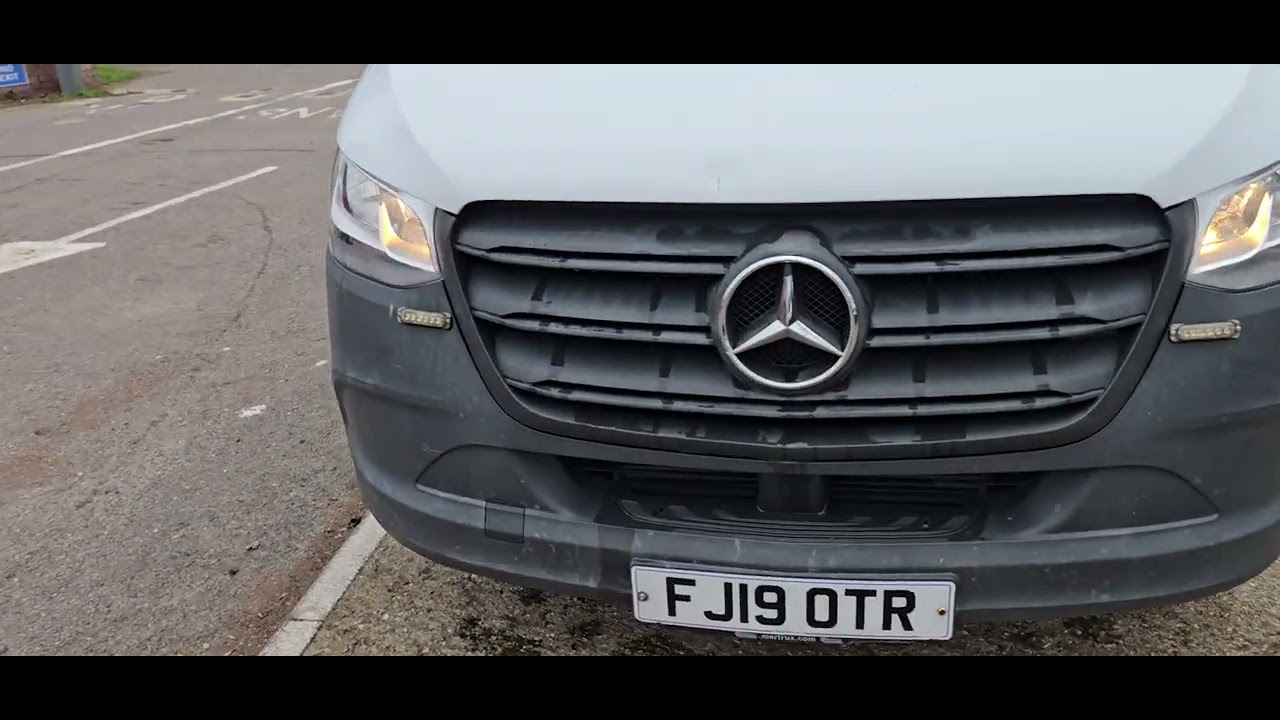 MERCEDES BENZ SPRINTER - FJ19OTR