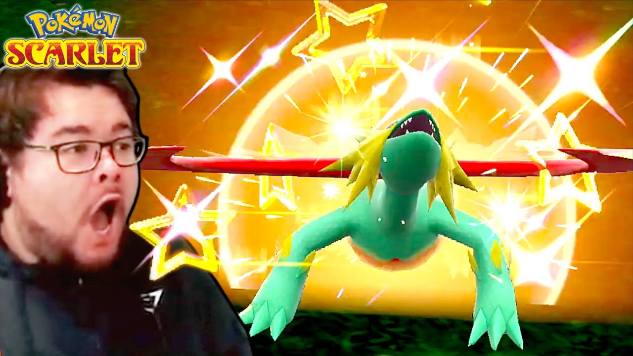 Shiny Reaction: Shiny Roaring Moon in Pokémon Scarlet & Violet!