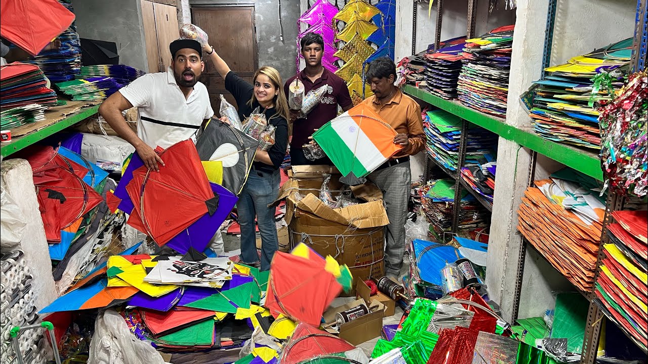 Bought Whole Kites in Shop😱 - Cheapest Kite Collection In Delhi😎