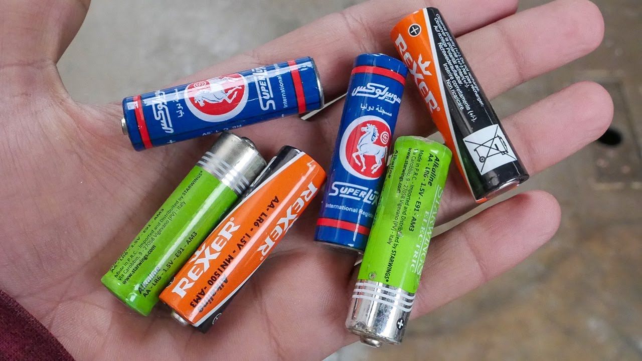 لن ترمي البطاريات القديمة بعد اليوم يوجد بداخلها كنز DO NOT THROW THEM AWAY! IDEA WITH USED BATTERIE