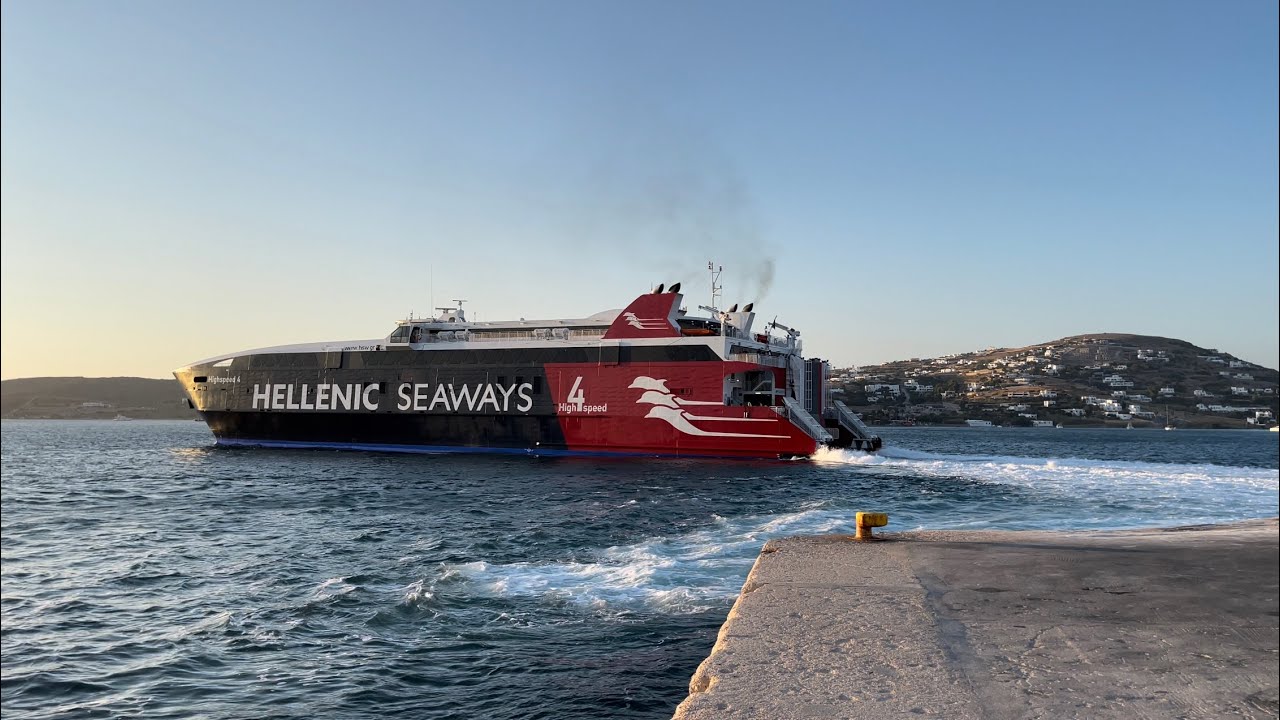 HighSpeed 4 at port of Paros island | Hellenic Seaways | Greece