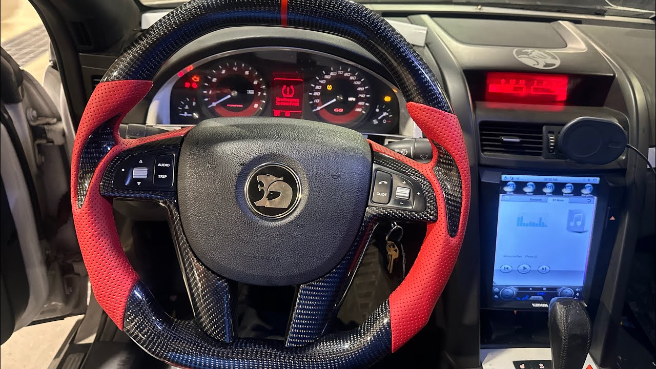 Pontiac g8 gets new carbon fiber steering wheel from alibaba