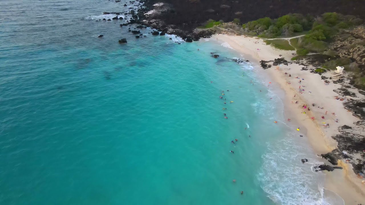Kua Bay- Bodyboard waves on the Big Island of Hawaii