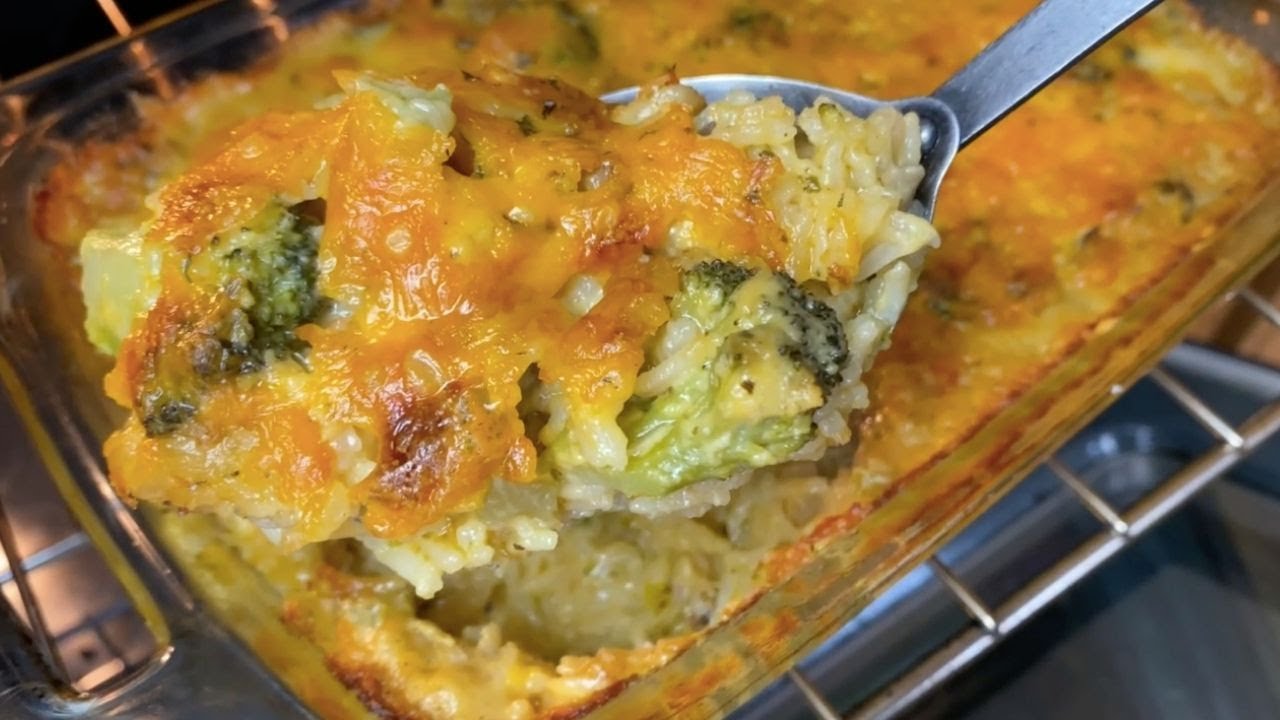 Вкуснейшая запеканка из брокколи, сыра и риса, приготовленная с нуля! 🤤Нежная и простая!