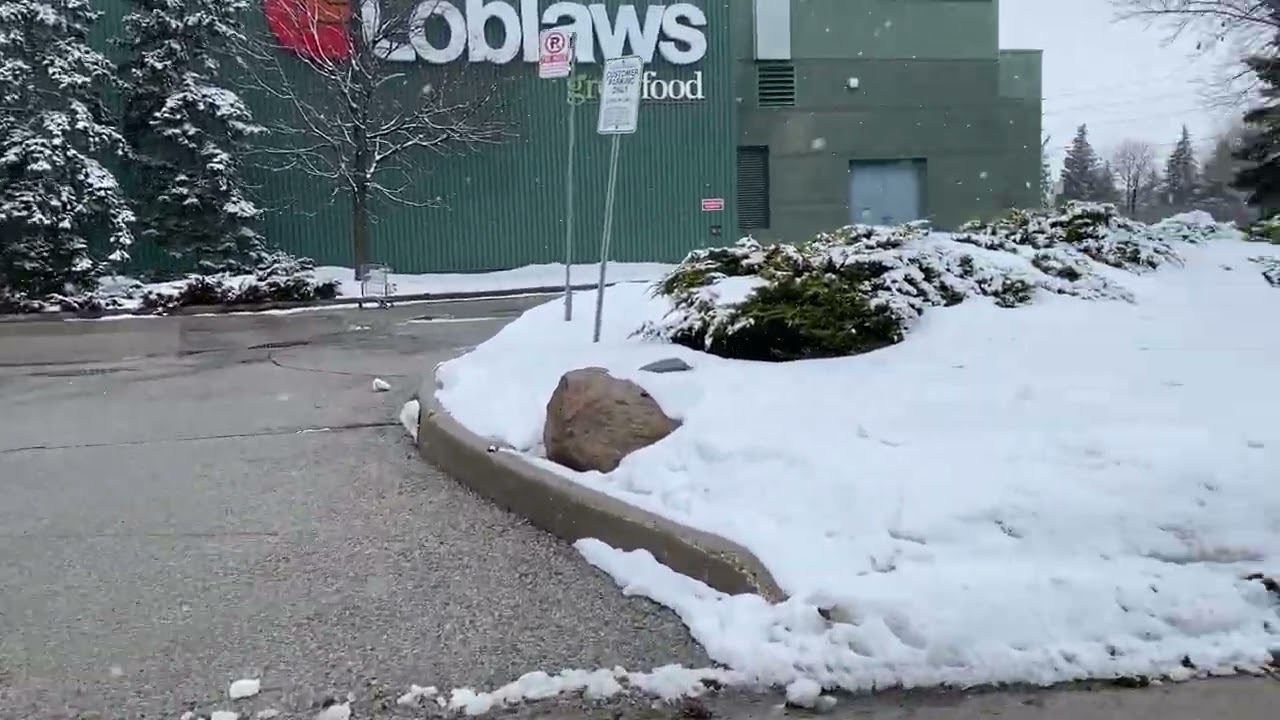 #Snow #Winter #Walk 4K at #Heartland #Town #Centre | #Mississauga | Feb 22, 2026