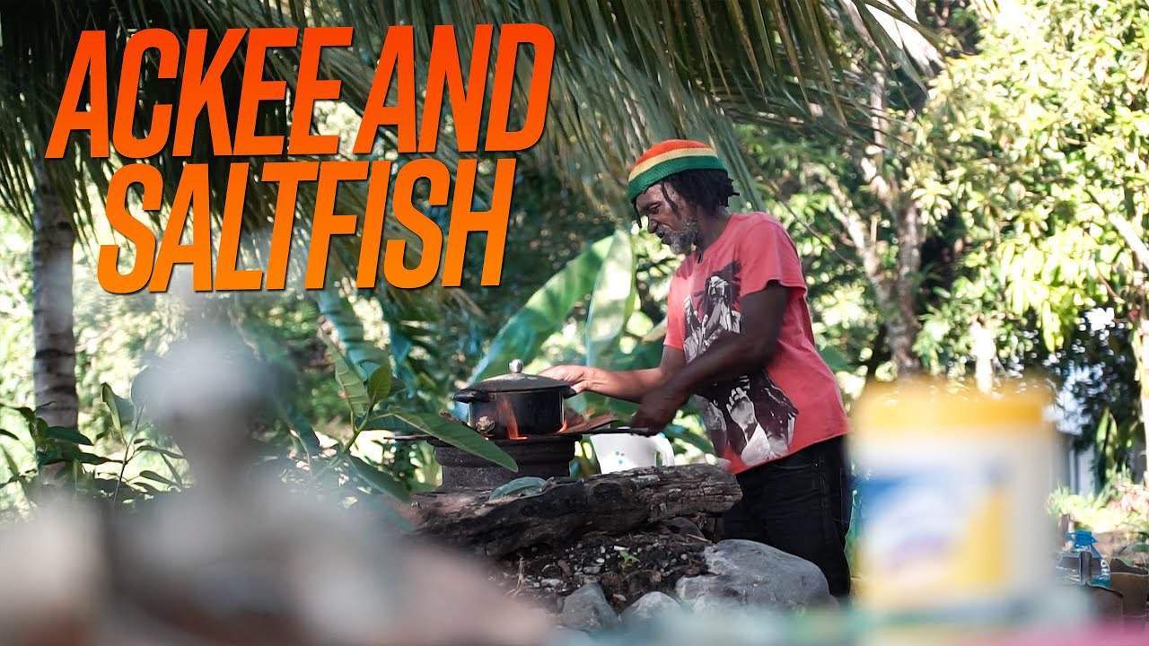 Jamaican 🇯🇲 Rasta prepares National Dish!