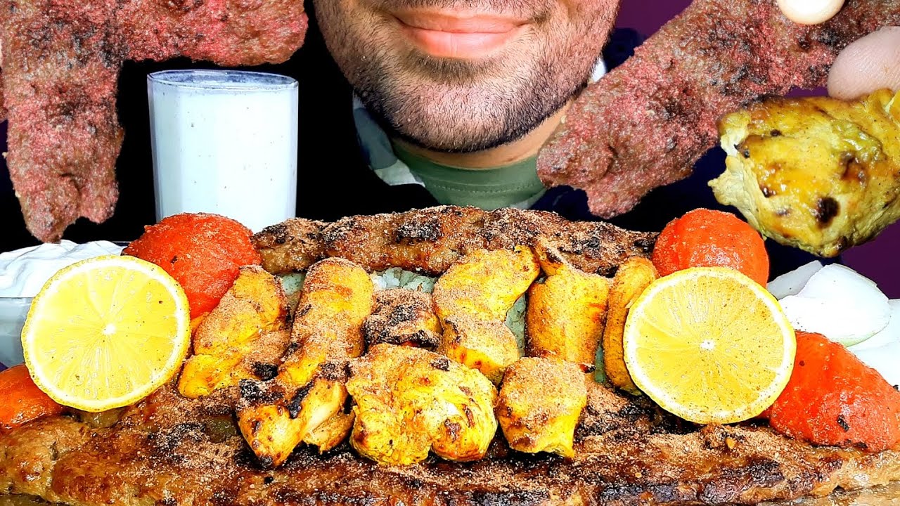 موکبانگ جوجه کباب و کباب کوبیده|ASMR EATING PERSIAN FOOD CHICKEN & MEAT KEBABS WITH RICE MUKBANG