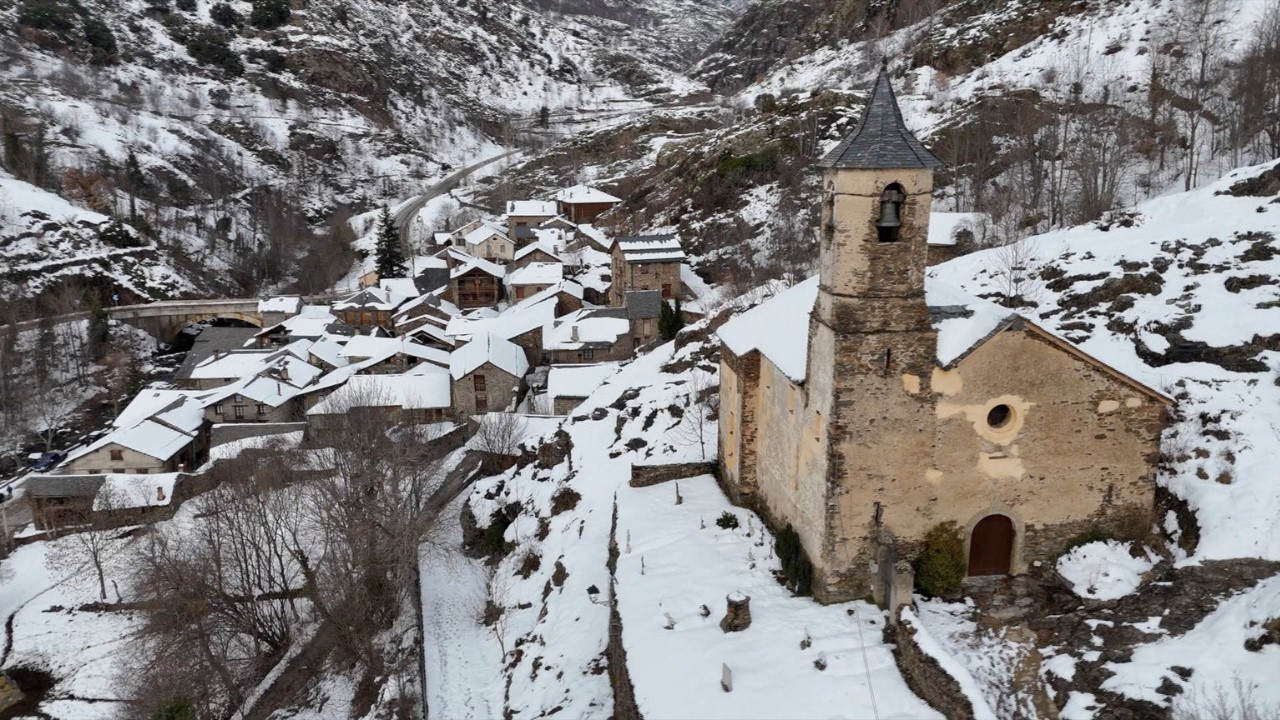PUEBLO NEVADOS del PIRINEO en 2026