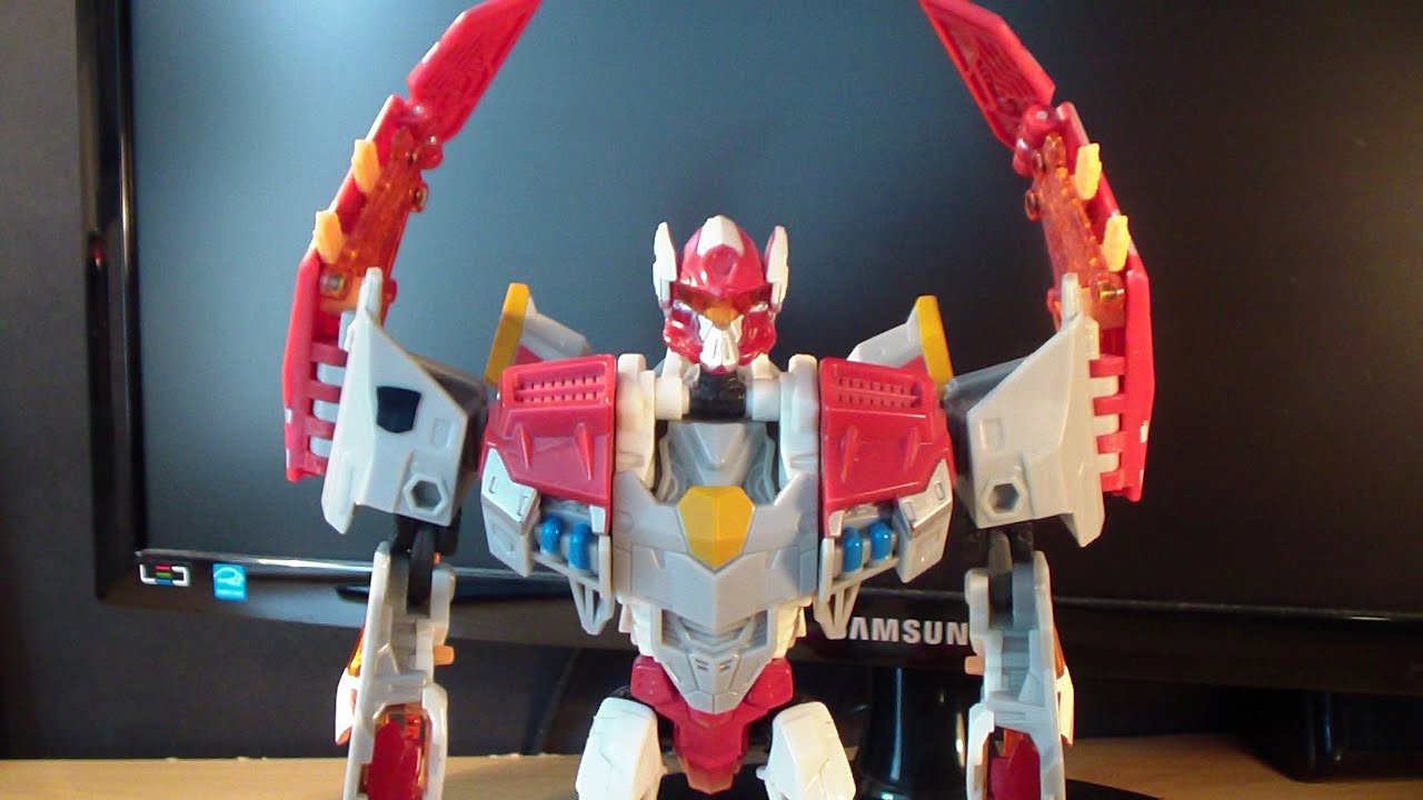 Transformers - Reveal The Shield Voyager Strafe Review