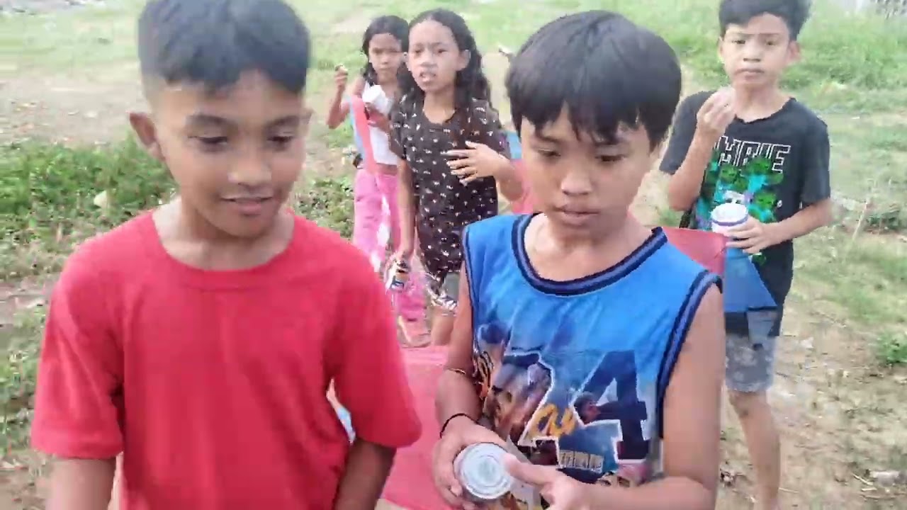 . Namigay ng saranggola 